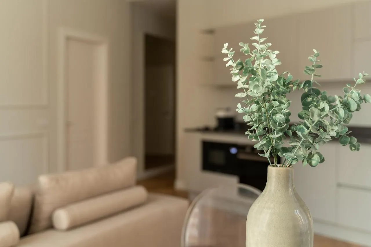Nabila Apartment Milan 0*,  Italy